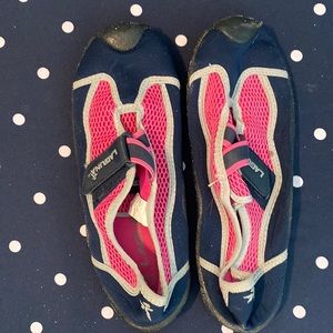 120. Laguna Women water shoes